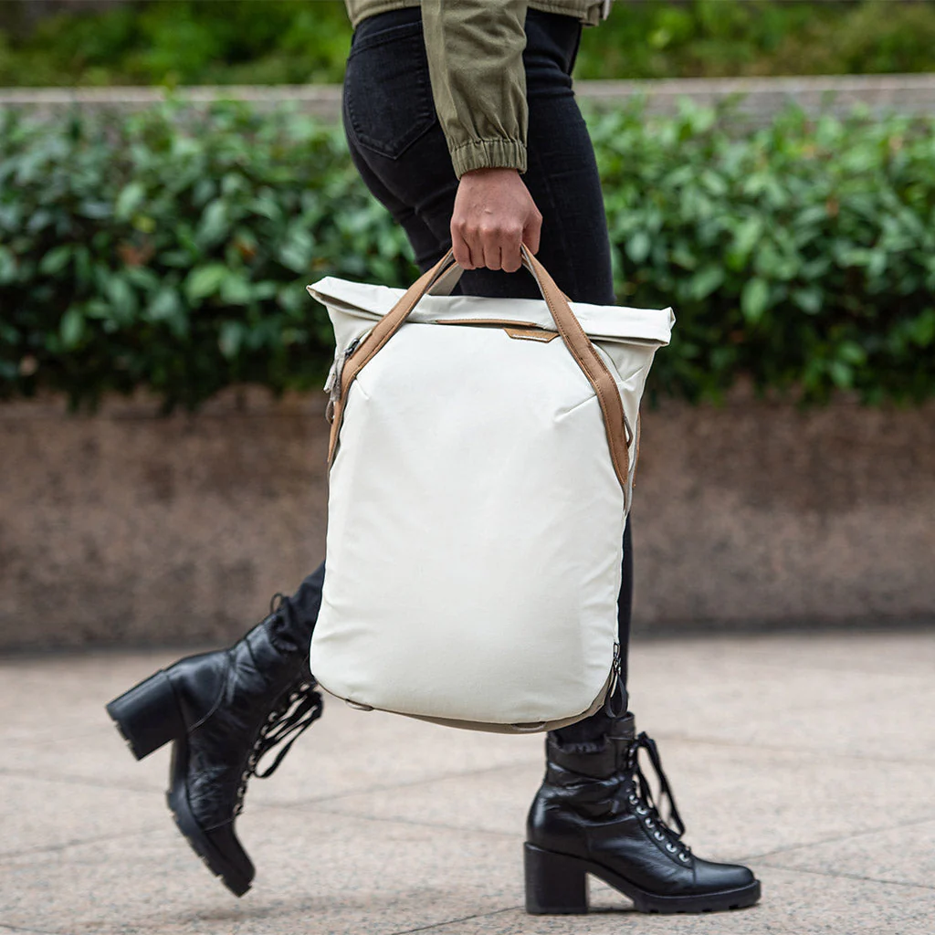 Everyday Totepack | 20L | Bone (PFAS) - Image 6