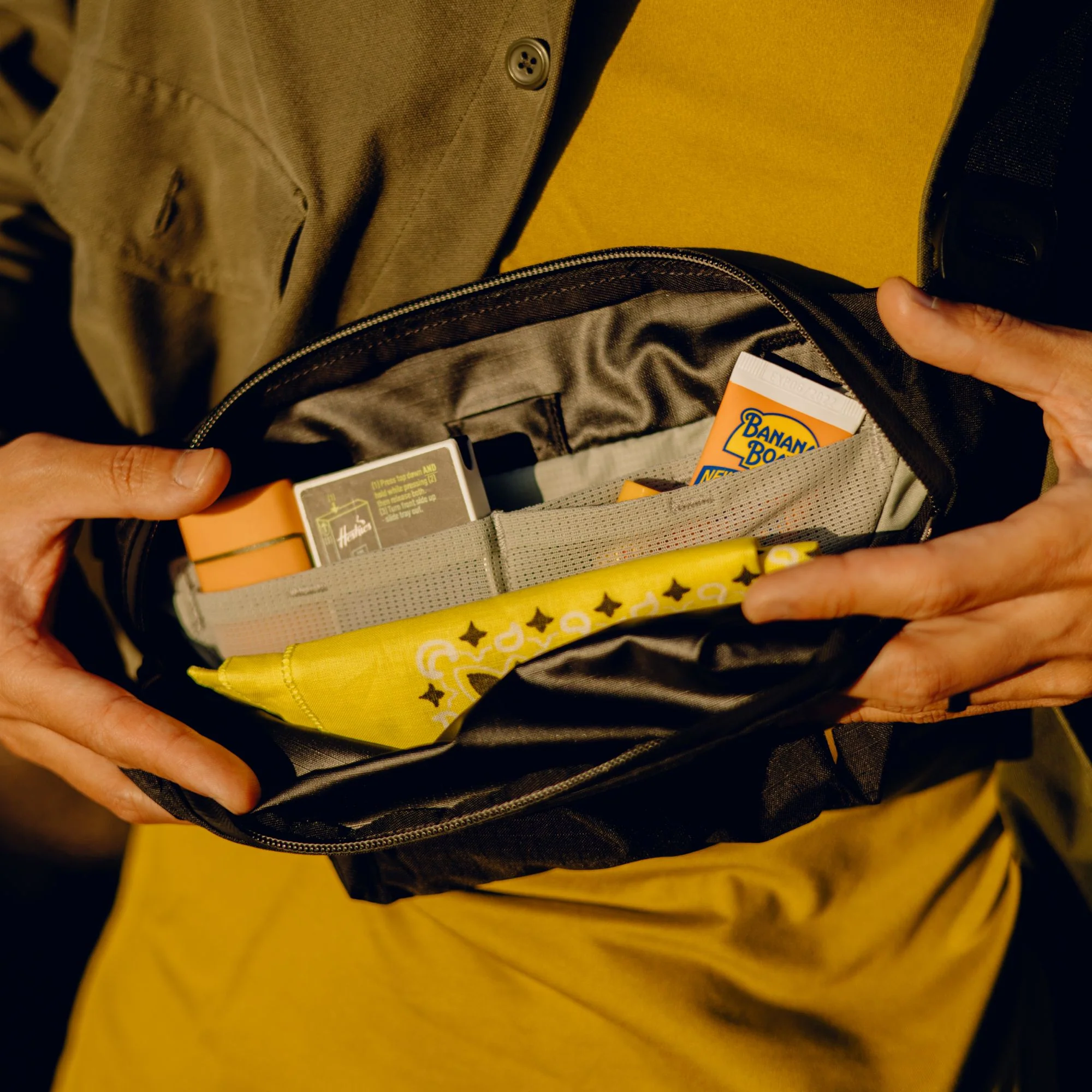 Outdoor Sling | 2L | Black - Image 6