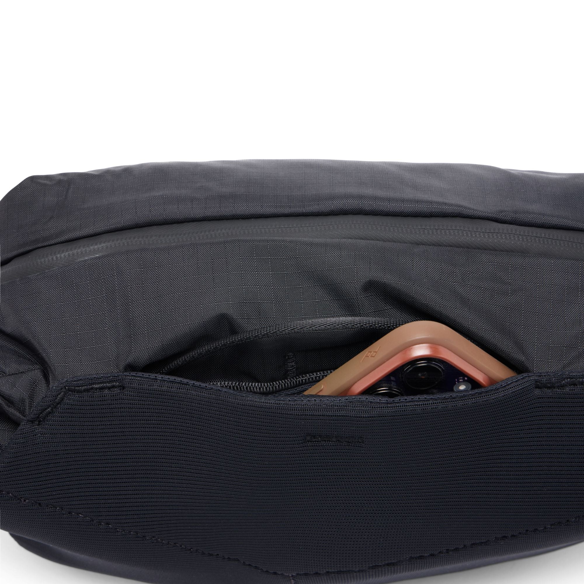 Outdoor Sling | 7L | Black - Image 4