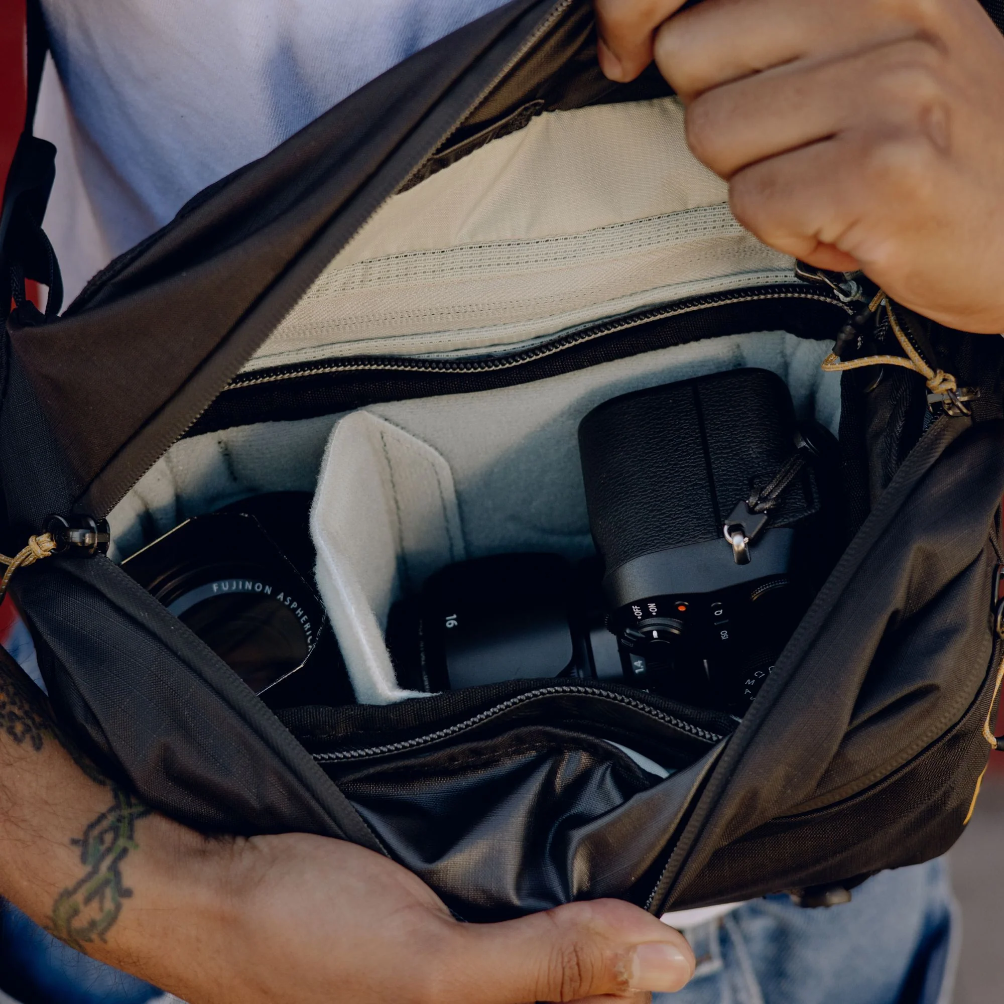 Outdoor Sling | 7L | Black - Image 9